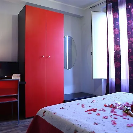 Le 3 B Bed & Breakfast 3*